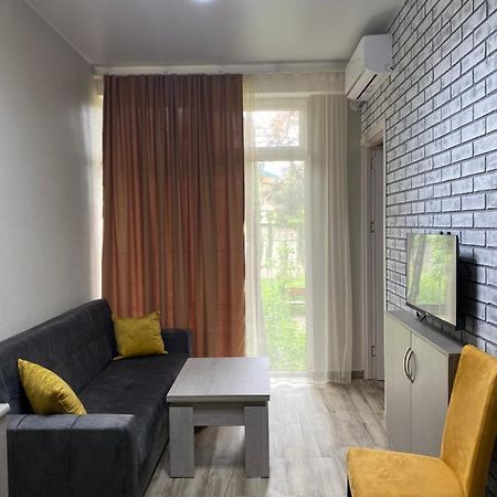 Lovely And Cozy Apartament In טביליסי מראה חיצוני תמונה